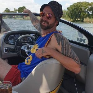 Meet your Posher, Chad